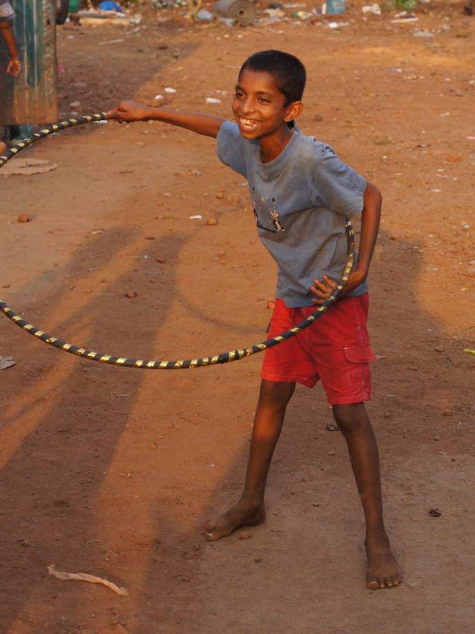 2014/March/Large-Hulla-Hoop-For-One-Boy.